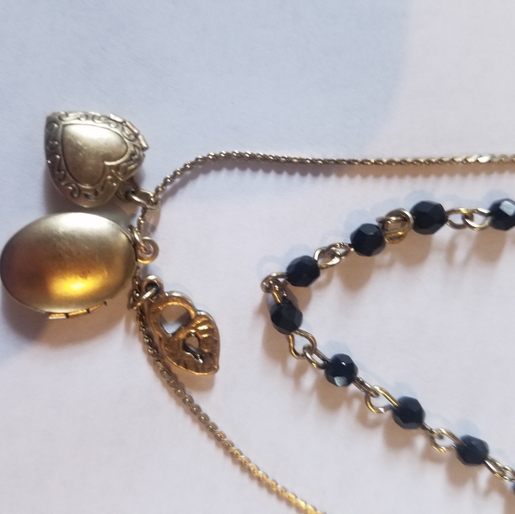 urban outfitters  locket necklace - Picture 2 of 2